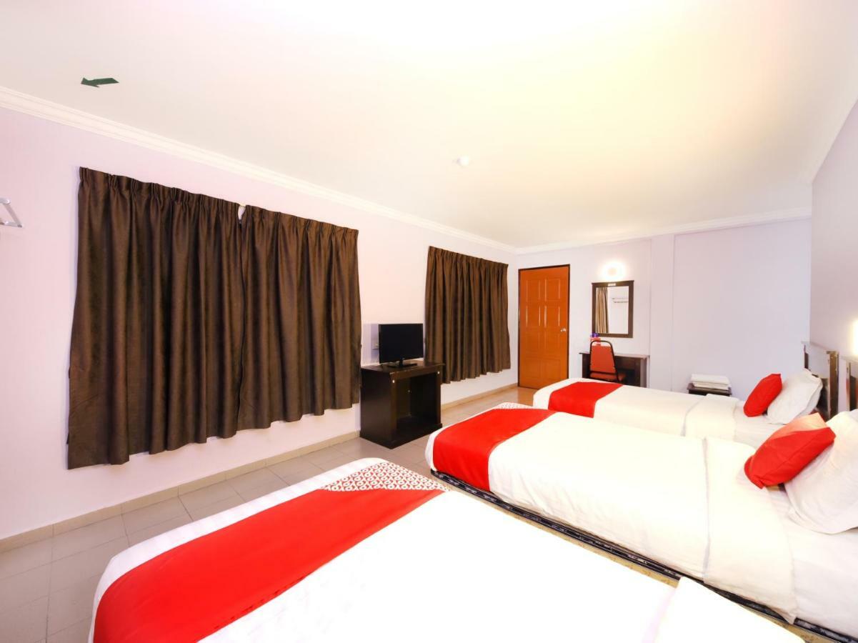 Super Oyo 473 Comfort Hotel 2 Klang Bagian luar foto